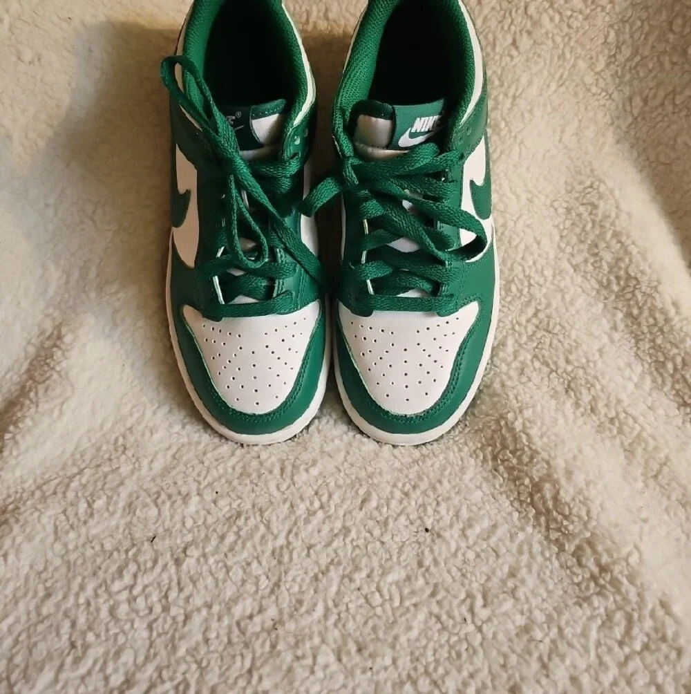 Nike Teal Knit BOYS Athletic Shoe Interior